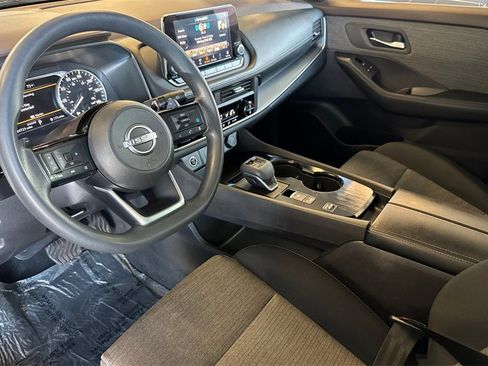 Used 2023 Nissan Rogue SV image 14