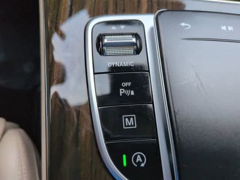 Used 2022 Mercedes-Benz GLC 300 GLC 300 image 37