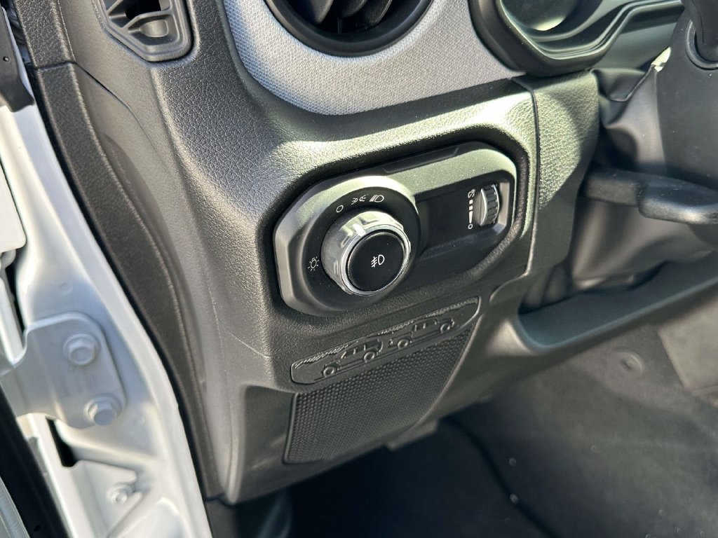 Used 2026 Jeep Wrangler Unlimited Sport AWD/4WD image 18