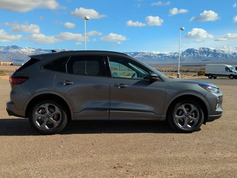 Used 2023 Ford Escape ST-Line w/ Tech Pack #1 image 2