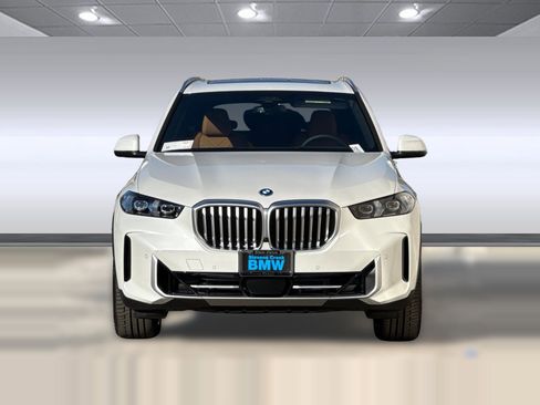 New 2026 BMW X5 xDrive50e AWD/4WD image 5