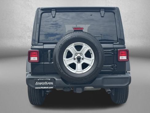 Used 2022 Jeep Wrangler Unlimited Sport w/ Sun And Sound Package AWD/4WD image 6