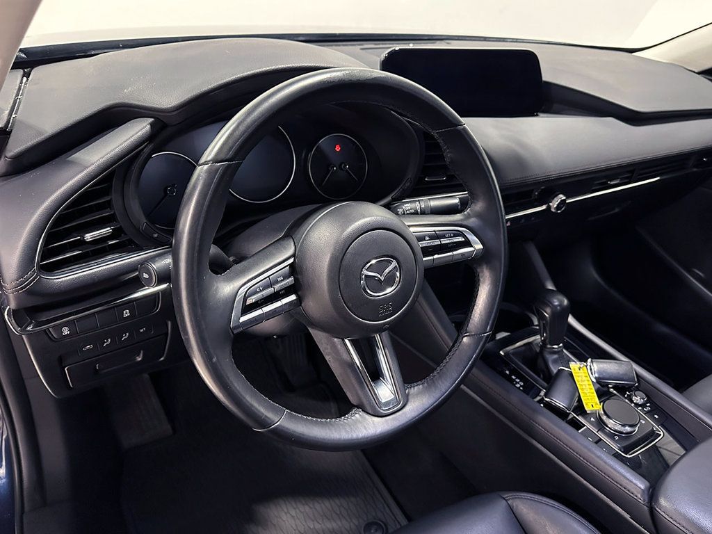 Used 2022 MAZDA MAZDA3 s FWD image 19