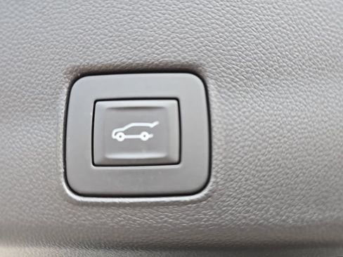 Used 2024 Chevrolet TrailBlazer ACTIV w/ Convenience Package AWD/4WD image 29