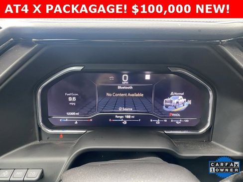 Used 2025 GMC Sierra 2500 AT4X image 29