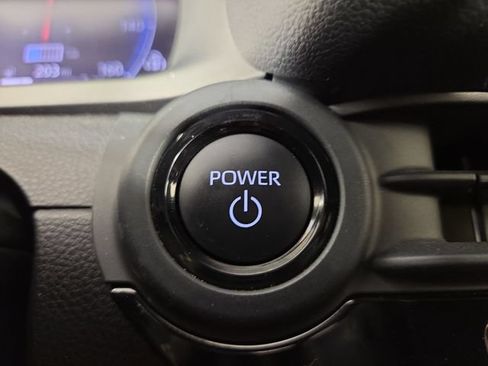 Used 2023 Toyota Crown AWD/4WD image 24