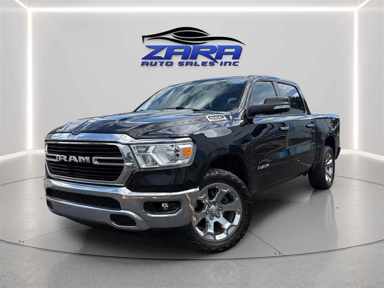 Used 2020 RAM 1500 Big Horn AWD/4WD image 1