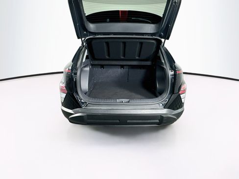 Used 2025 Hyundai Kona SEL FWD image 30