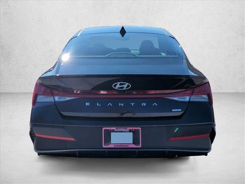 New 2026 Hyundai Elantra Sport image 8