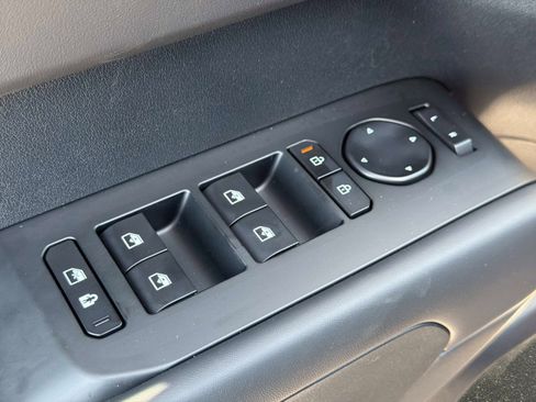 New 2027 Kia Telluride S image 16