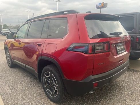 New 2026 Jeep Cherokee Laredo image 6