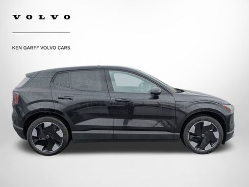 New 2026 Volvo EX30 Plus image 3
