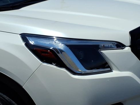 Certified 2023 Subaru Forester AWD/4WD image 9