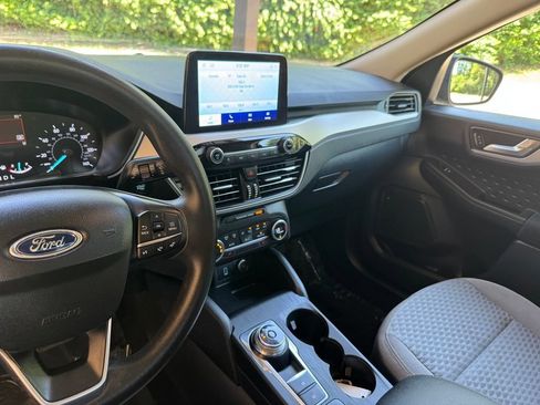 Used 2020 Ford Escape SE AWD/4WD image 19