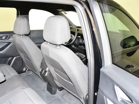 Used 2025 Chevrolet Equinox LT AWD/4WD image 45
