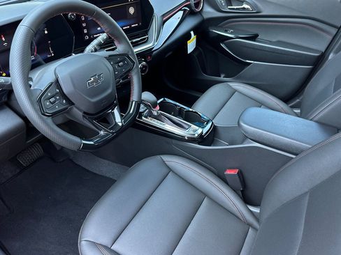 New 2026 Chevrolet Trax RS w/ Sunroof Package image 10