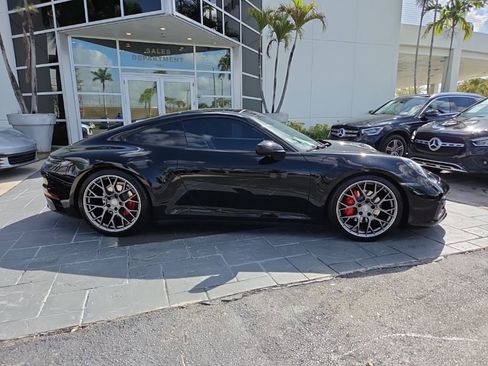 Used 2021 Porsche 911 Carrera image 7
