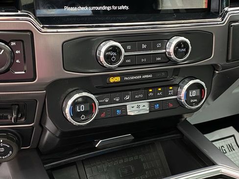 Used 2022 Ford F450 Limited w/ FX4 Off-Road Package AWD/4WD image 20