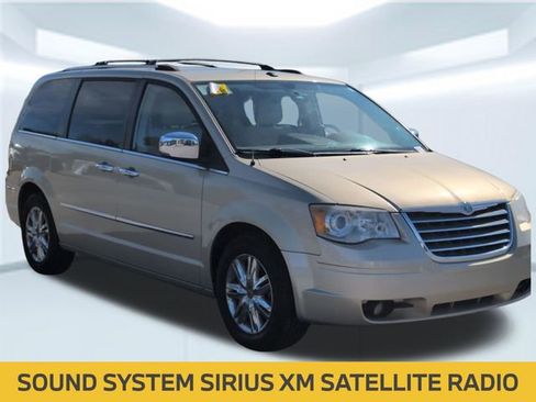 Used 2010 Chrysler Town & Country Limited w/ Entertainment Group #3 image 8