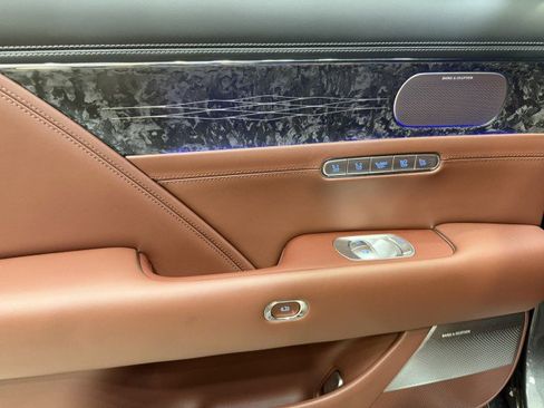 Used 2023 Genesis G90 3.5T image 16