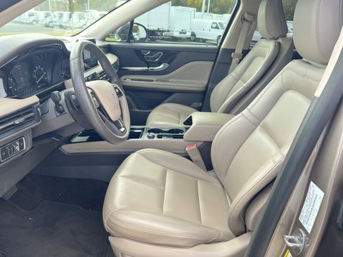 Used 2021 Lincoln Corsair FWD w/ Equipment Group 101A image 16