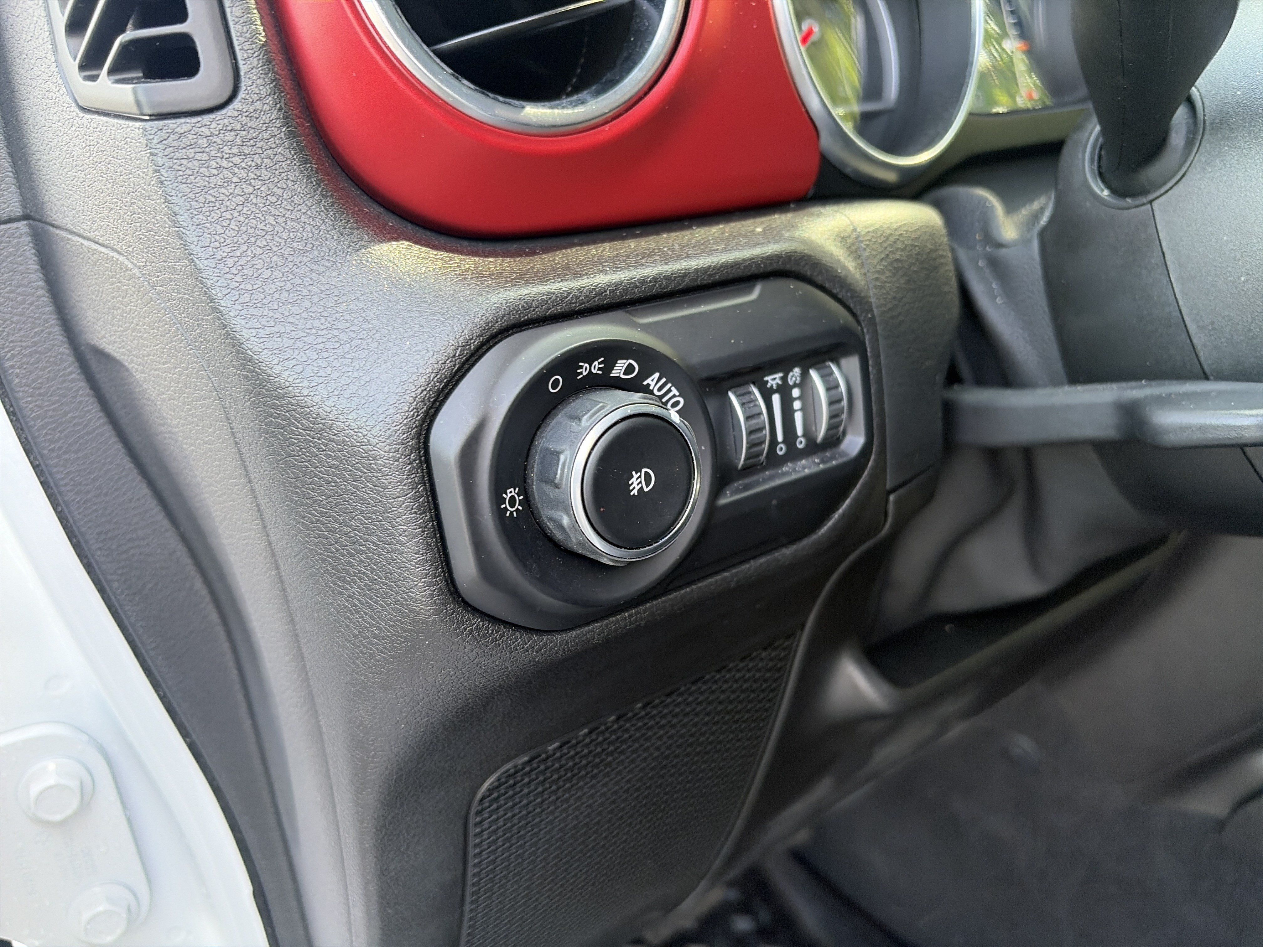 Used 2021 Jeep Wrangler Rubicon AWD/4WD image 21