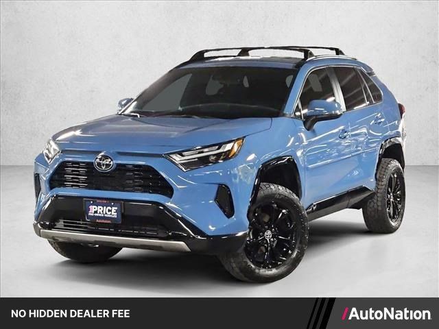 Used 2025 Toyota RAV4 SE AWD/4WD image 1