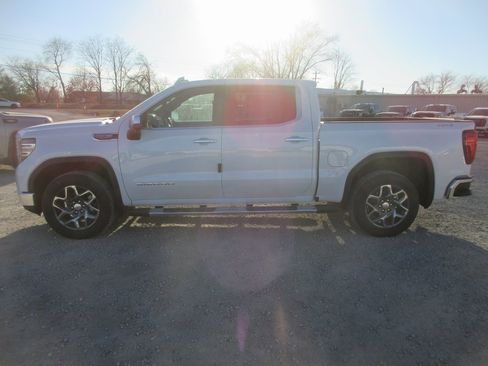 New 2026 GMC Sierra 1500 SLT w/ SLT Premium Plus Package image 10
