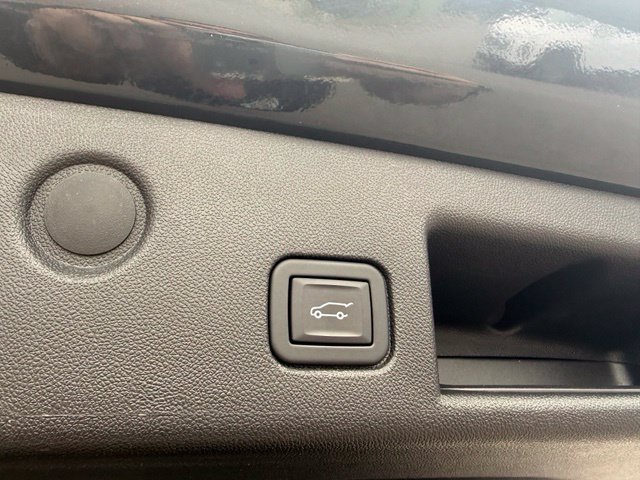 Used 2023 Chevrolet Equinox LT FWD image 10