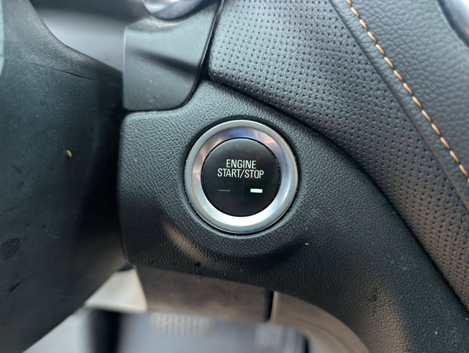 Used 2022 Chevrolet Equinox Premier FWD image 21