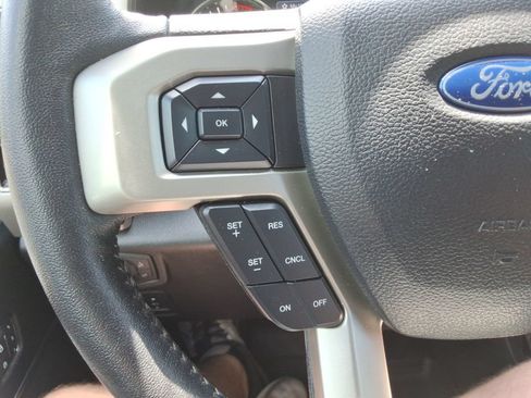 Used 2020 Ford F150 Lariat AWD/4WD image 29