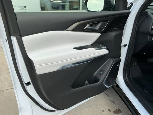 New 2026 Chevrolet Traverse High Country image 13