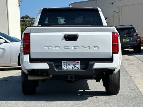 Used 2025 Toyota Tacoma SR5 RWD image 4