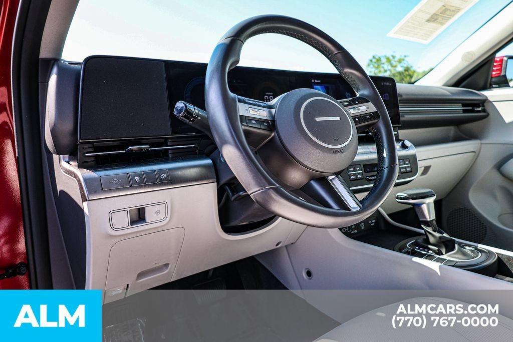Used 2025 Hyundai Kona SEL FWD image 26