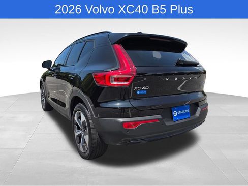 Used 2026 Volvo XC40 B5 Plus AWD/4WD image 6