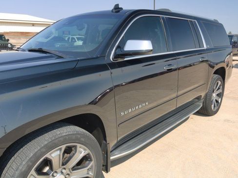 Used 2016 Chevrolet Suburban LTZ AWD/4WD image 7
