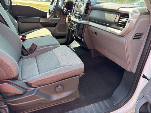 Used 2022 Ford F150 XLT w/ XTR Package image 21