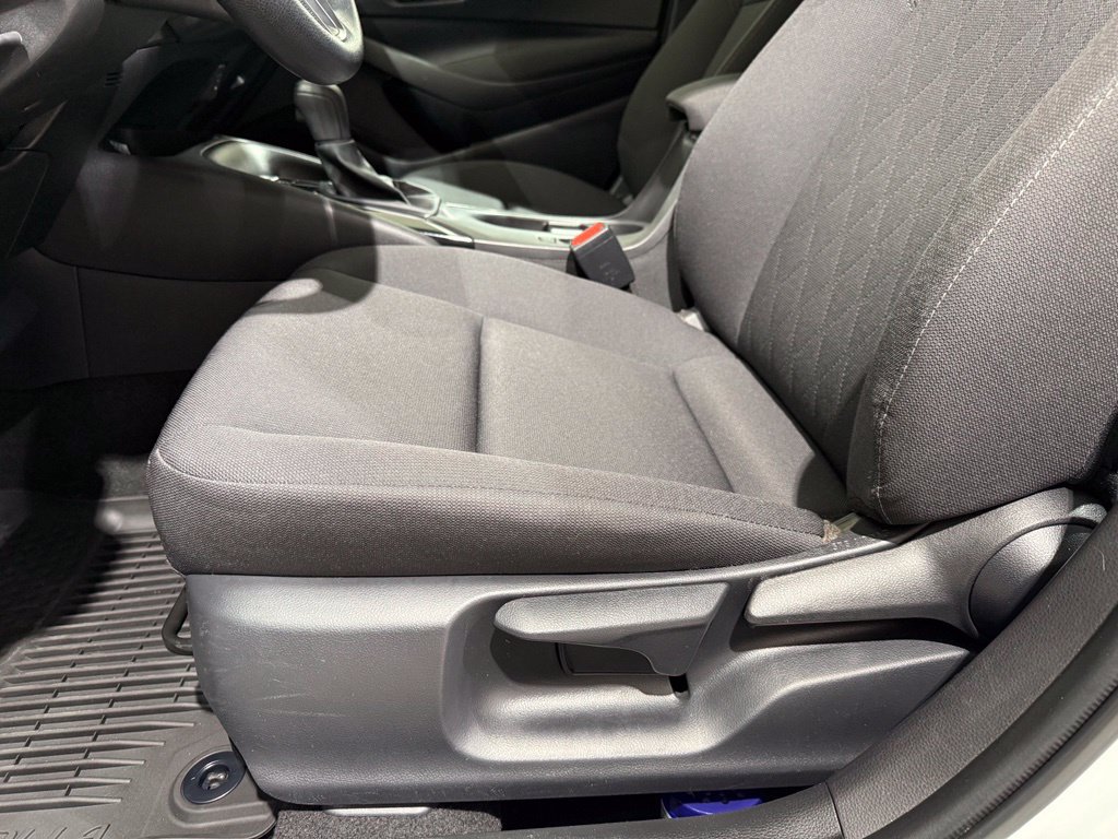 Certified 2025 Toyota Corolla LE FWD image 13