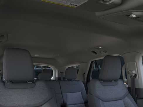 New 2026 Ford Explorer Active image 22