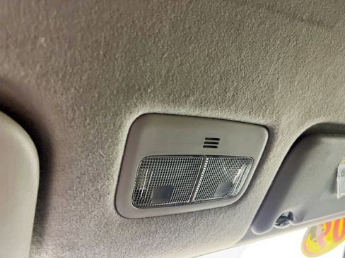 Used 2009 Toyota Corolla S image 22