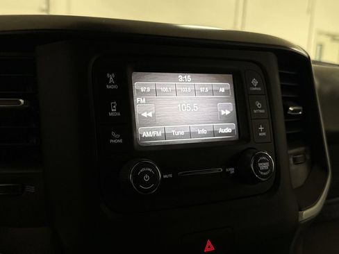 Used 2023 RAM 1500 Big Horn AWD/4WD image 14
