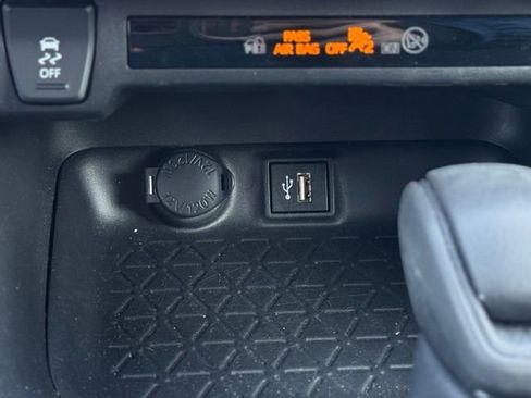 Used 2024 Toyota RAV4 LE image 29