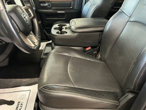 Used 2016 RAM 2500 Laramie w/ Convenience Group AWD/4WD image 14