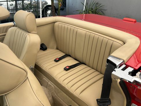 Used 1989 Mercedes-Benz 560 SL image 28