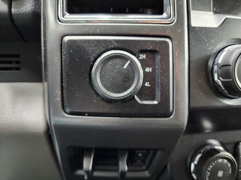 Used 2022 Ford F250 XLT image 39