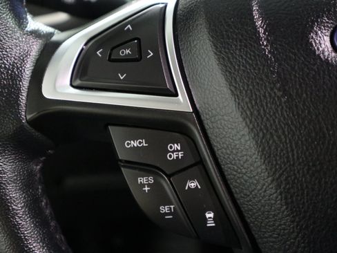 Used 2024 Ford Edge SEL AWD/4WD image 19