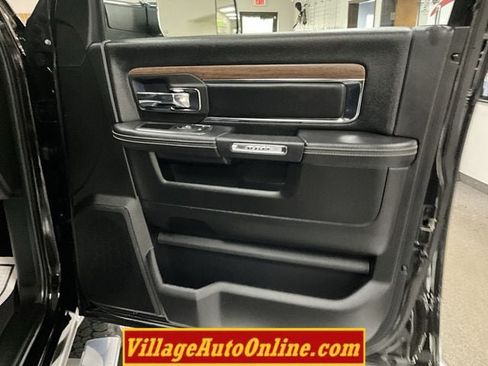 Used 2018 RAM 3500 Laramie AWD/4WD image 34