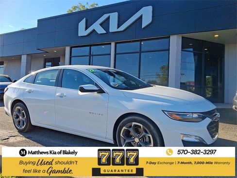 Used 2022 Chevrolet Malibu LT image 1