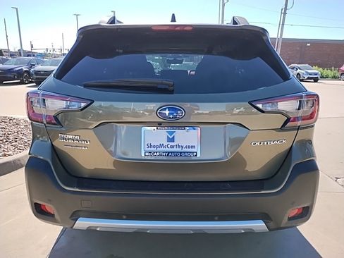 Certified 2025 Subaru Outback Limited image 9