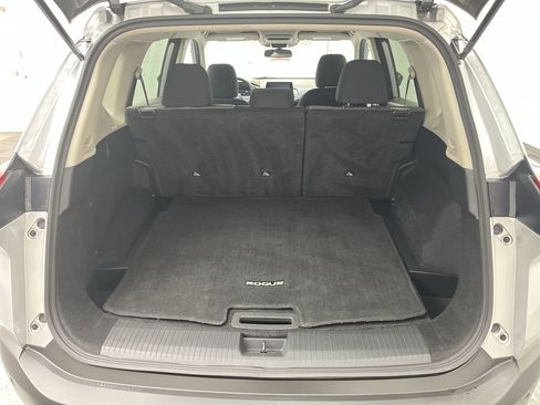Used 2023 Nissan Rogue SV image 26